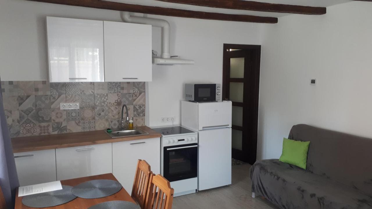 Eden Apartman Hajduszoboszlo Ngoại thất bức ảnh