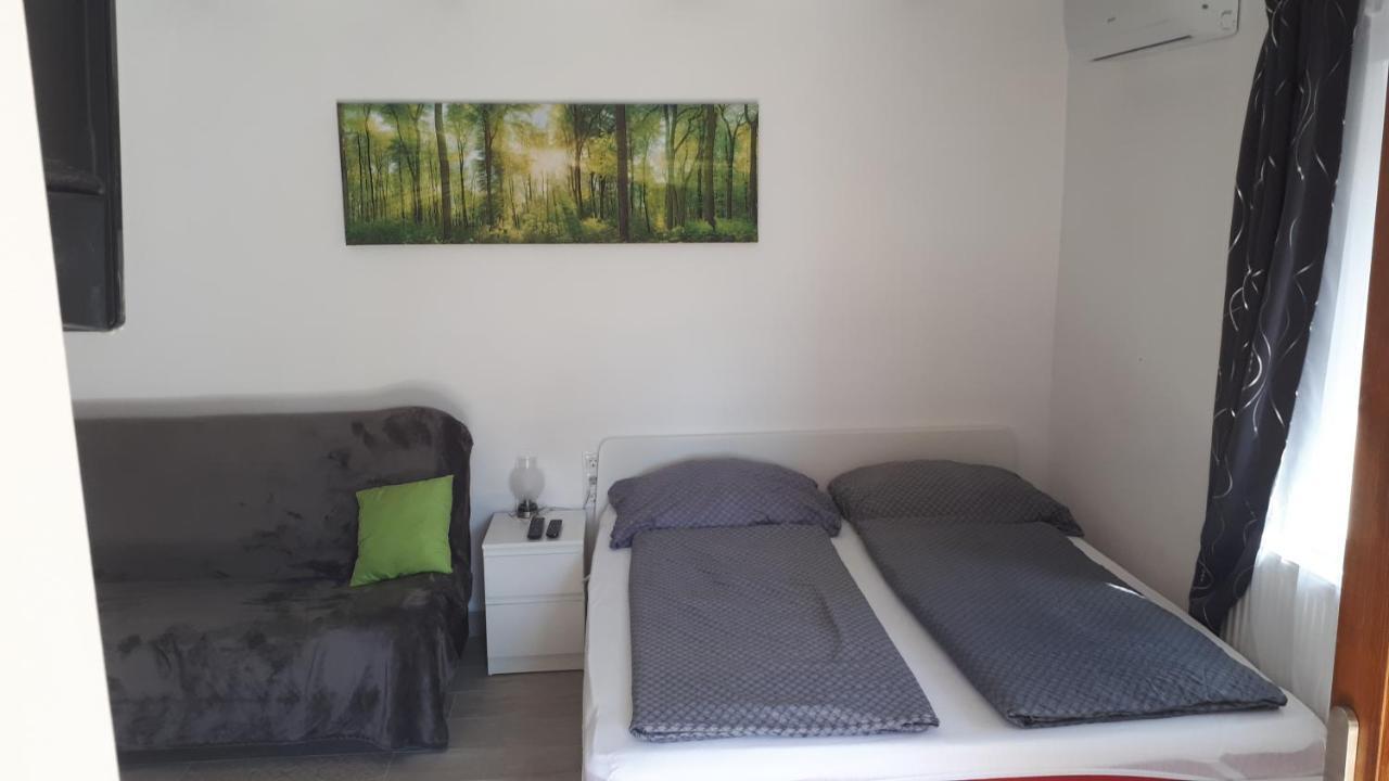 Eden Apartman Hajduszoboszlo Ngoại thất bức ảnh